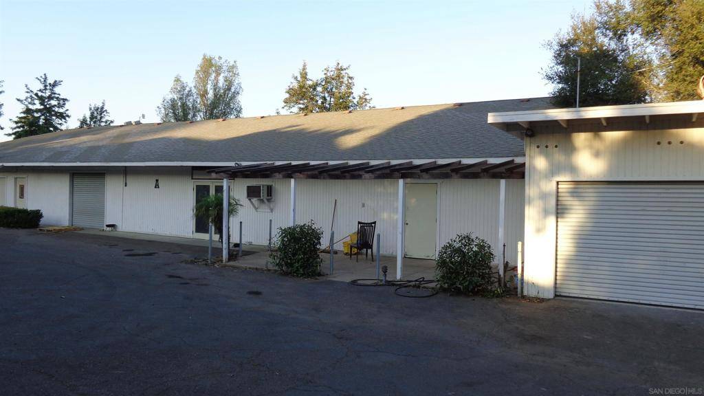 Valley Center, CA 92082,28560 Lilac Rd