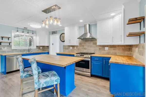 1735 Costada Ct, Lemon Grove, CA 91945