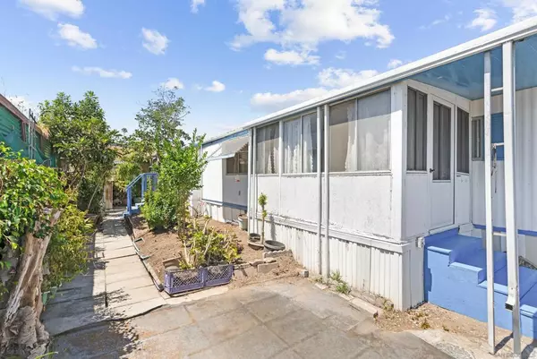 Oceanside, CA 92054,192 Evergreen Parkway #192