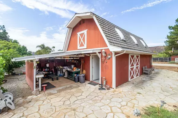 Ramona, CA 92065,23811 Oak Meadow Dr