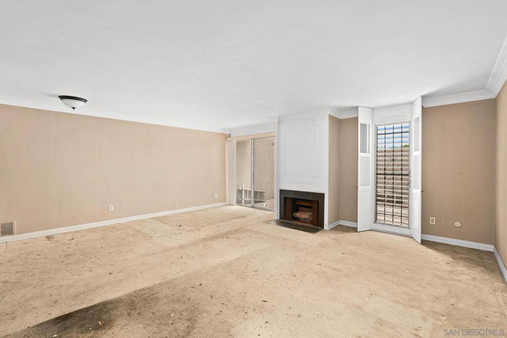 San Diego, CA 92110,3106 Orleans E