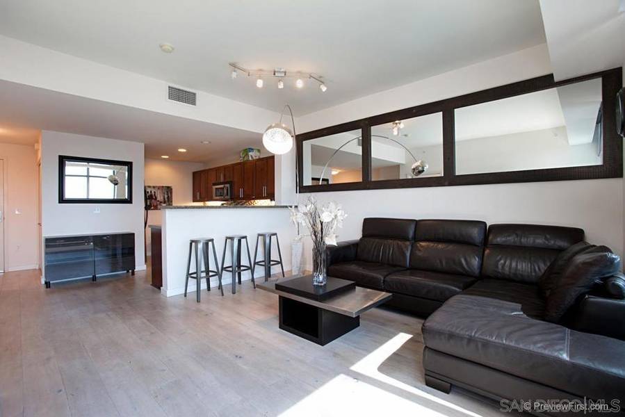 206 Park Blvd #707, San Diego, CA 92101