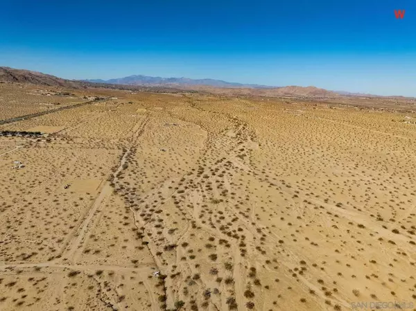 Joshua Tree, CA 92252,0 Sun Ray RD