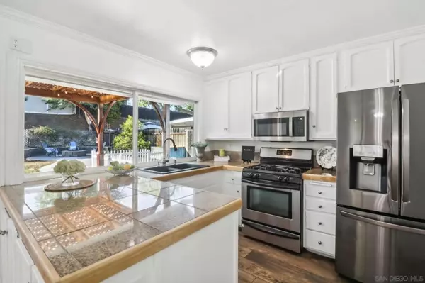 Santee, CA 92071,10054 Waynecrest Ln