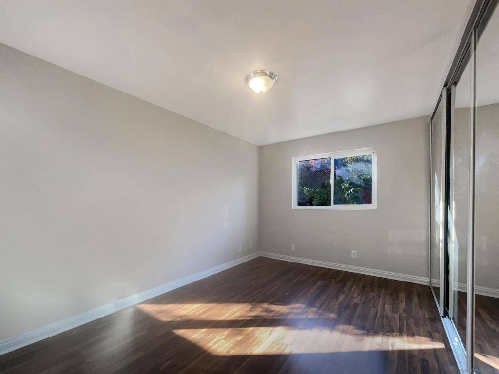 San Diego, CA 92113,4398 Delta St #10
