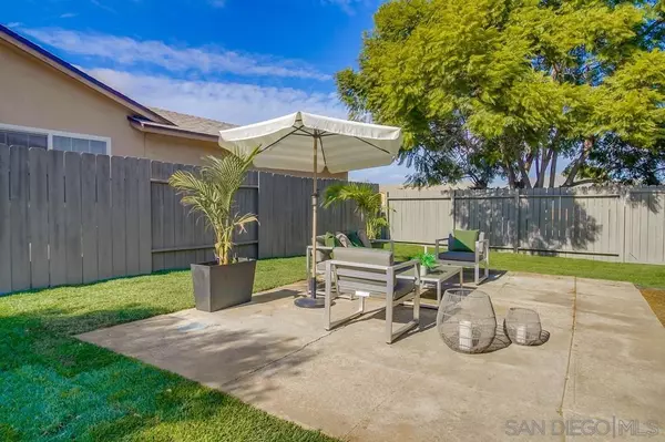 San Diego, CA 92139,1904 Ruthie Way