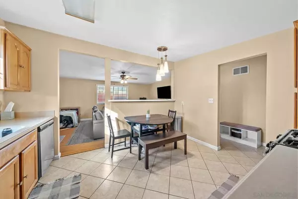 Imperial Beach, CA 91932,861 Holly Ave