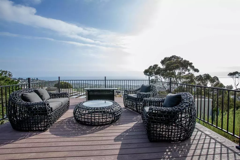 La Jolla, CA 92037,7362 Brodiaea Way
