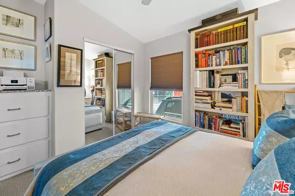 Pacific Palisades, CA 90272,16321 Pacific Coast Highway #118