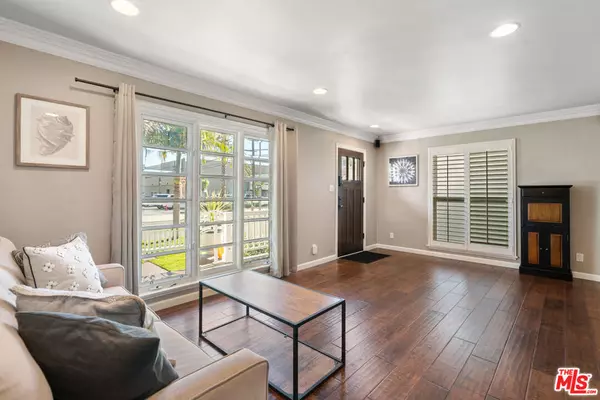 Long Beach, CA 90803,207 Park AVE