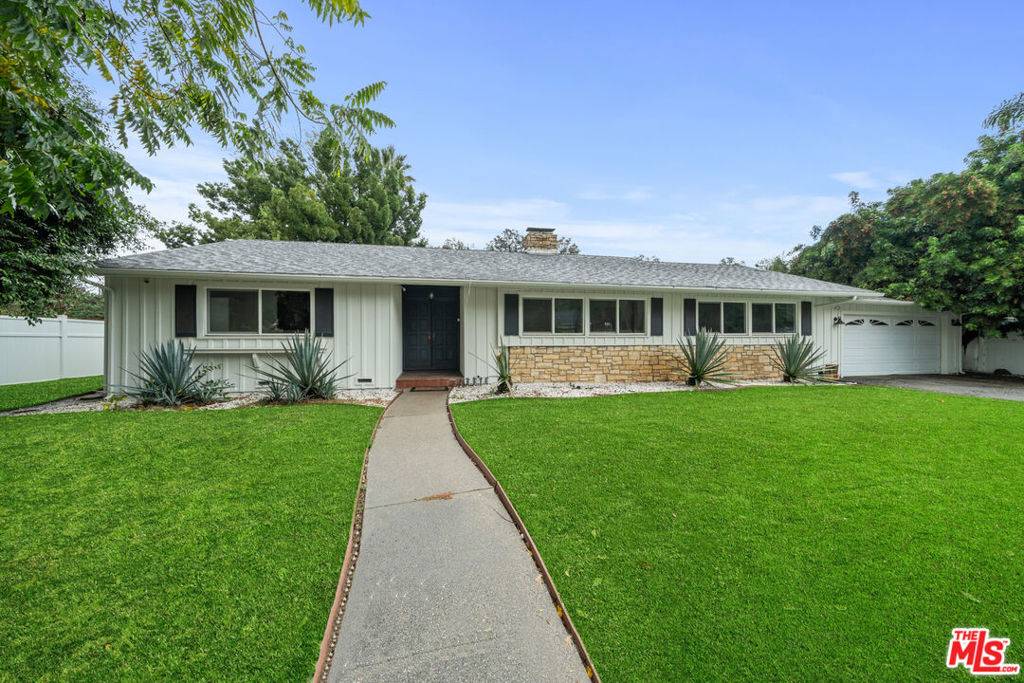 17059 Albers ST, Encino, CA 91316