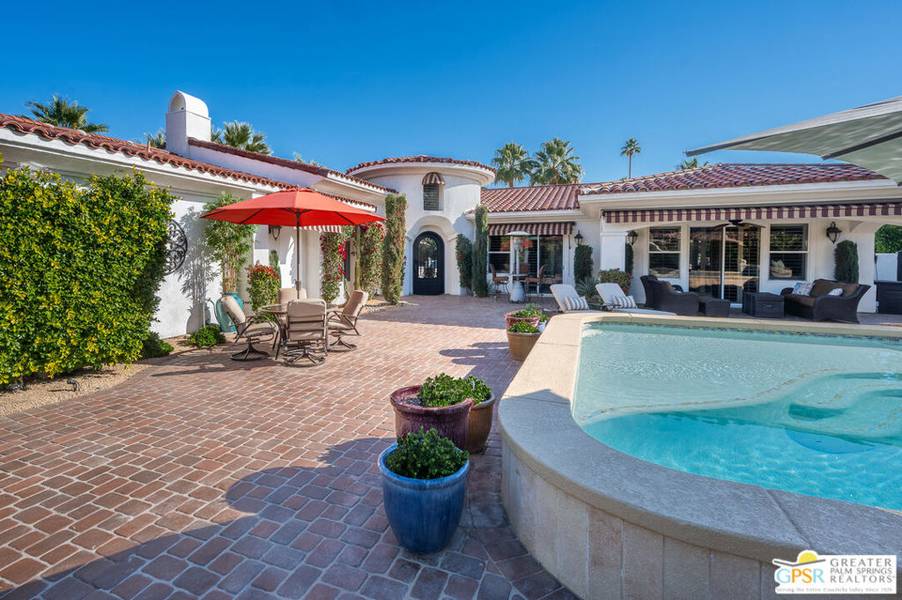 1346 Barrymore PL, Palm Springs, CA 92262