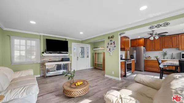 Anaheim, CA 92802,1670 W Sumac LN