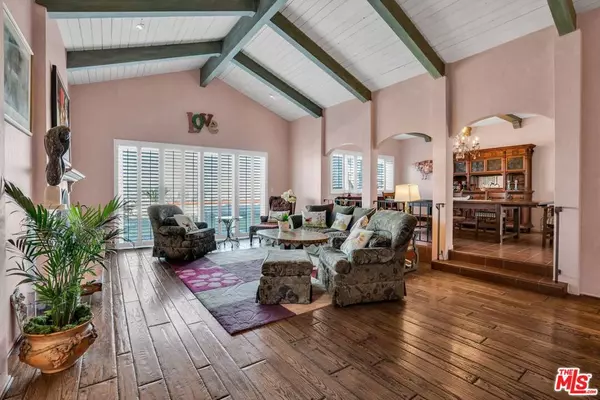 Playa Del Rey, CA 90293,7850 Zayanta DR