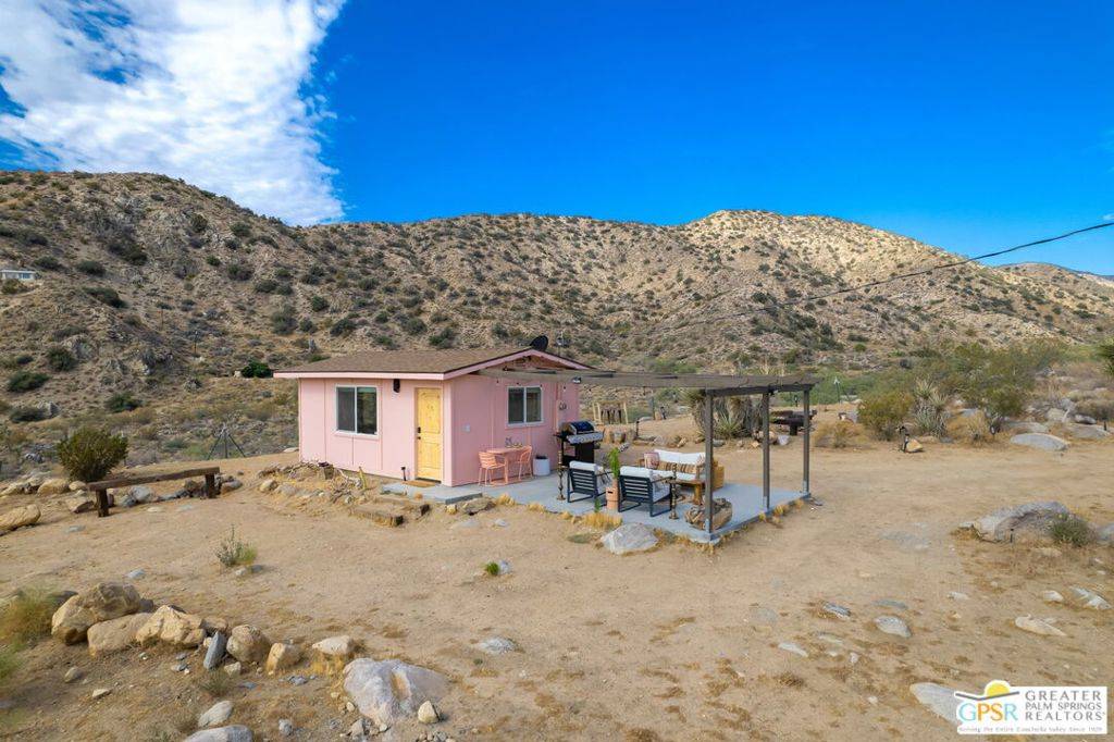 Morongo Valley, CA 92256,50151 Mecca RD