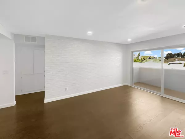 Santa Ana, CA 92707,1101 W Macarthur BLVD #184