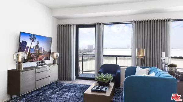 Los Angeles, CA 90013,695 S Santa Fe AVE #424