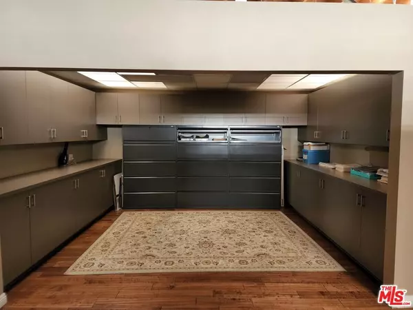 El Segundo, CA 90245,125 Eucalyptus DR