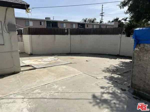 Panorama City, CA 91402,14800 Calahan ST