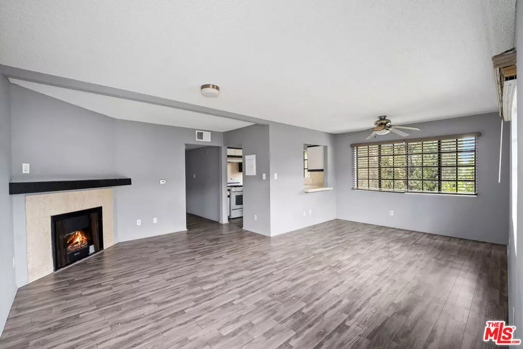 Studio City, CA 91602,4418 Colfax AVE #2