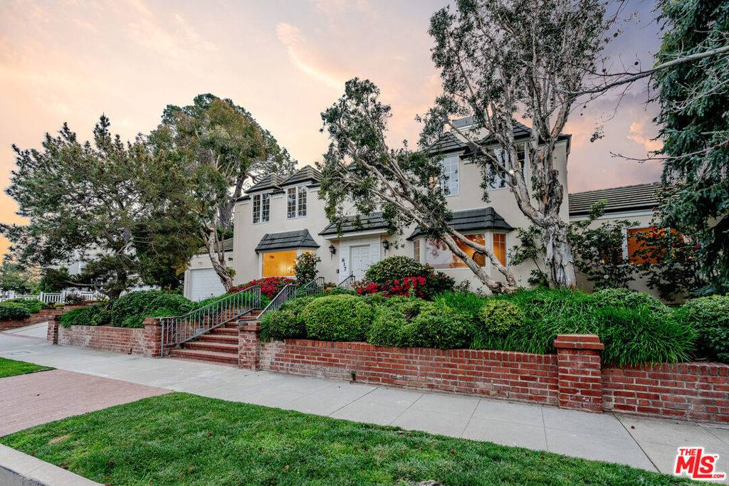 617 Frontera DR, Pacific Palisades, CA 90272