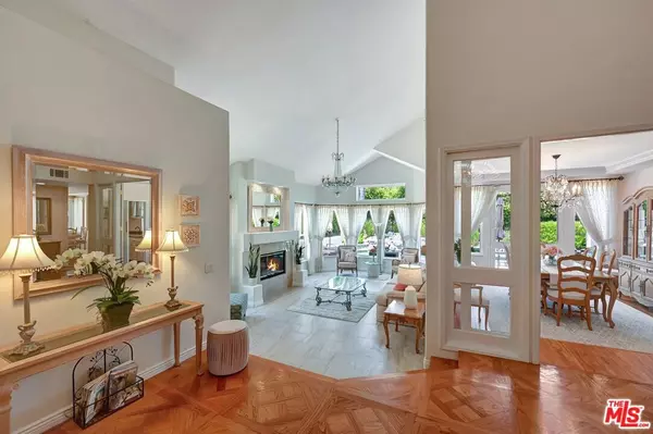 Westlake Village, CA 91362,5683 Hazelcrest CIR