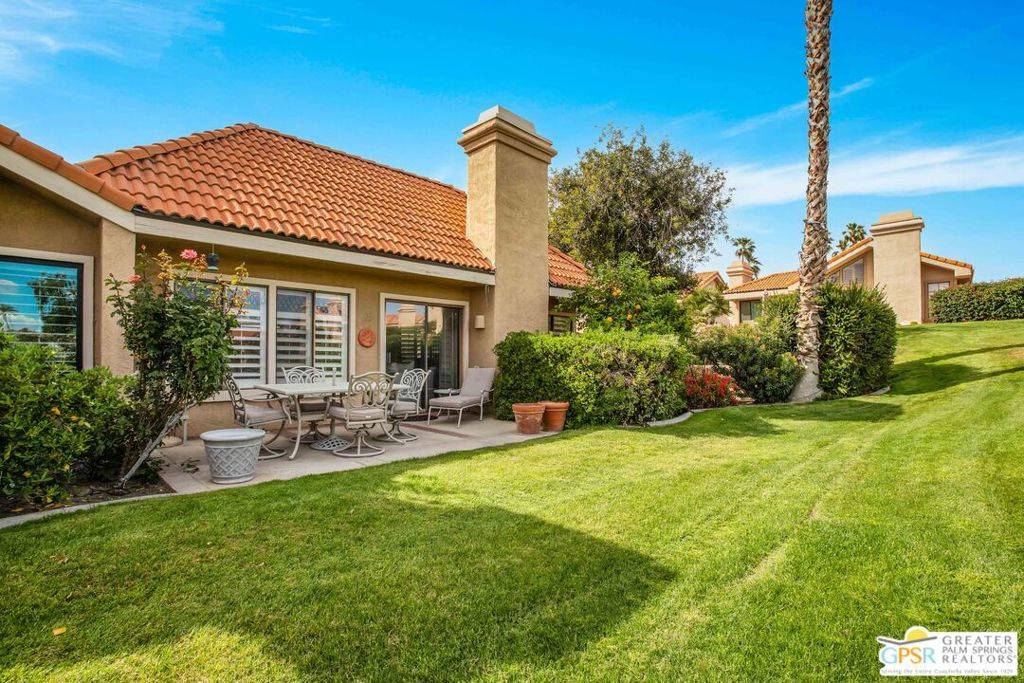 32 Acapulco DR, Palm Desert, CA 92260