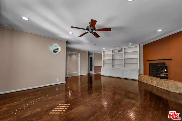 West Hills, CA 91307,7014 Middlesbury Ridge CIR