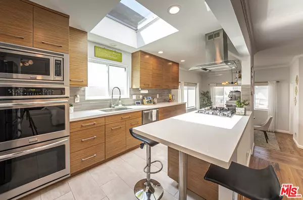 Hermosa Beach, CA 90254,852 Cypress AVE