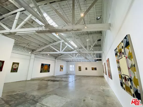 Los Angeles, CA 90016,5112 W Jefferson BLVD
