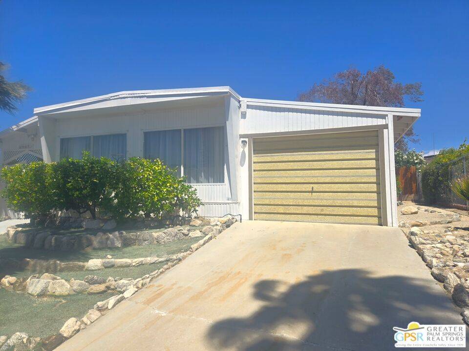 Desert Hot Springs, CA 92241,69237 Westwood CT