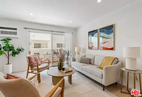 960 Larrabee ST #109, West Hollywood, CA 90069