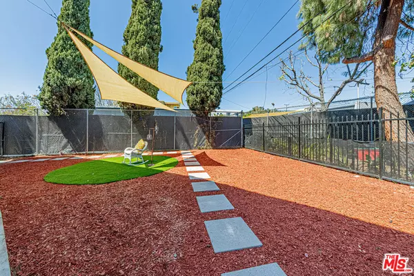 5633 La Mirada AVE, Los Angeles, CA 90038