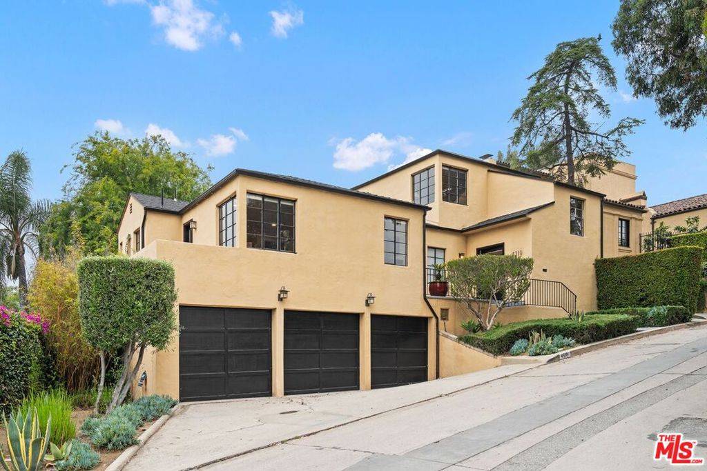 4310 Cedarhurst CIR, Los Angeles, CA 90027