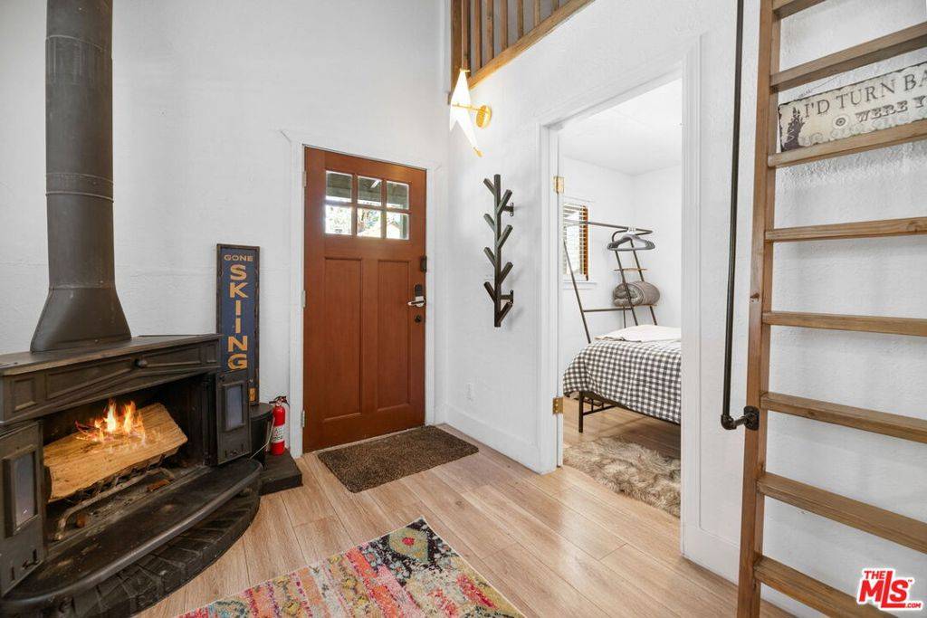 Sugarloaf, CA 92386,271 Leonard LN