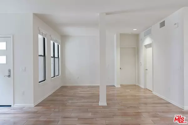 Monrovia, CA 91016,128 Orange CT