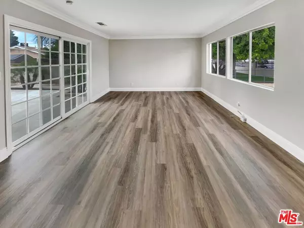 Winnetka, CA 91306,6935 Winnetka AVE