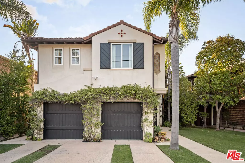 Playa Del Rey, CA 90293,7965 W 83rd ST