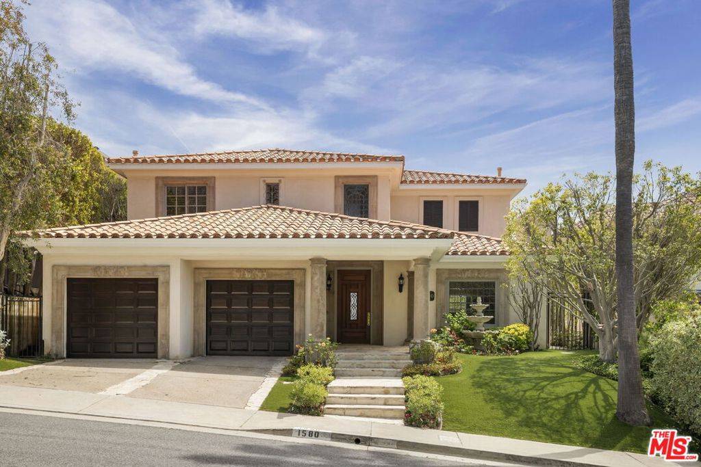 1580 Chastain, Pacific Palisades, CA 90272