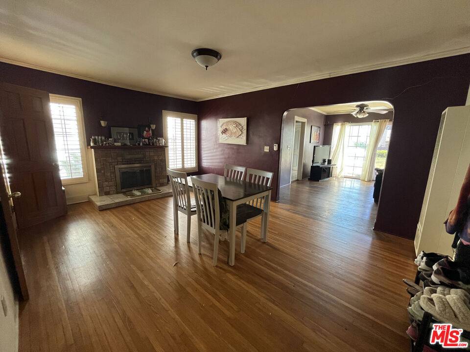 Inglewood, CA 90305,2206 W 78th PL