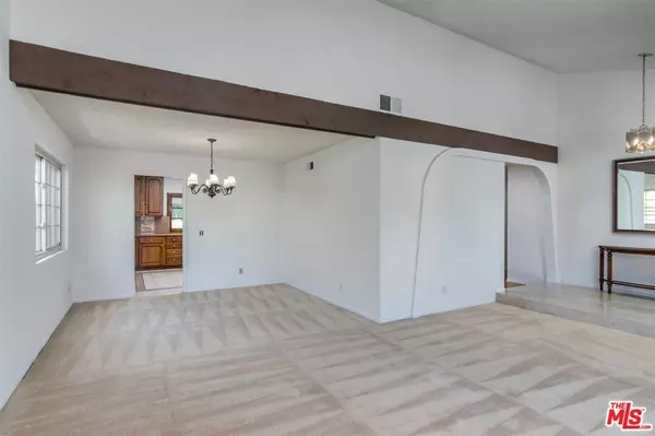 Porter Ranch, CA 91326,19012 Kingsbury ST