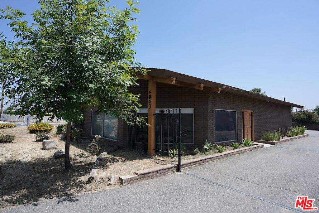 4943 La Sierra AVE, Riverside, CA 92505