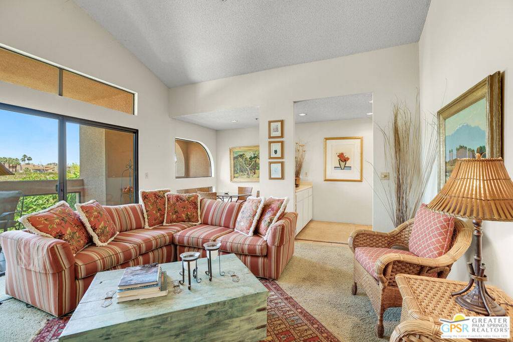 Palm Springs, CA 92262,990 N Village SQ