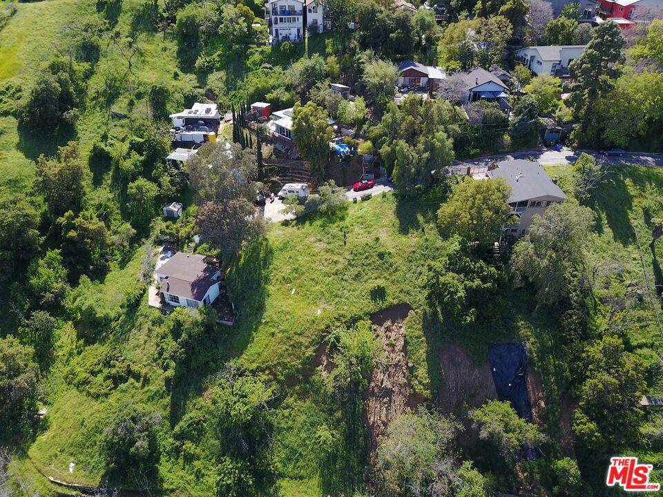 1918 W Sunflower AVE, Los Angeles, CA 90039