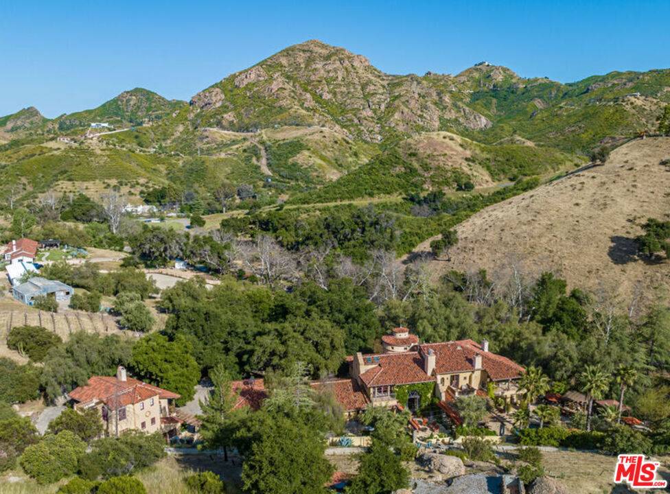 32099 Lobo Canyon RD, Agoura Hills, CA 91301