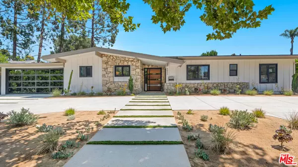 4600 Degovia AVE, Woodland Hills, CA 91364