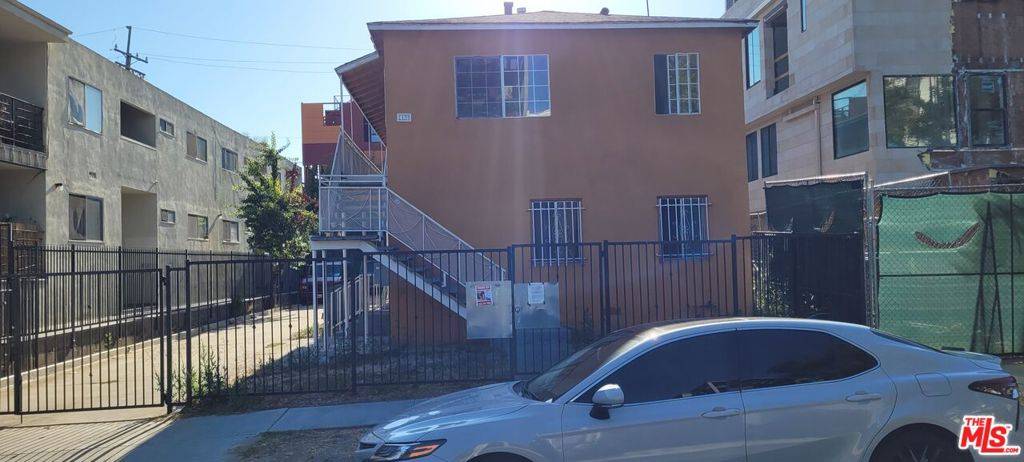 1139 N Detroit ST, West Hollywood, CA 90046