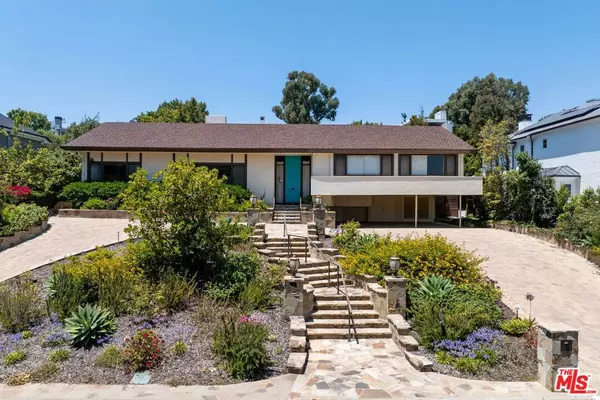 745 Napoli DR, Pacific Palisades, CA 90272