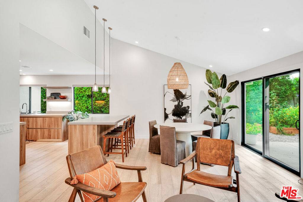 Malibu, CA 90265,5925 Paseo Canyon DR