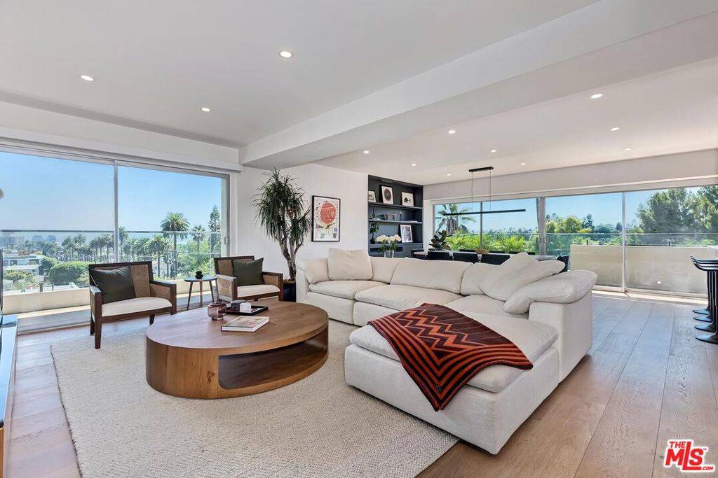 838 N Doheny DR #501, West Hollywood, CA 90069